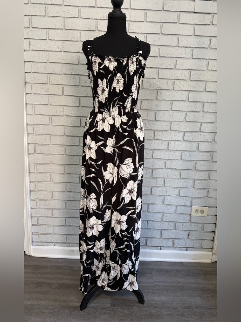 Torrid Floral Jumpsuit Wide Leg s3 Women’s Sleeveless Pockets Palazo